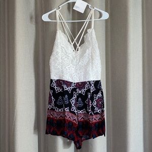 Charlotte Russe White/Multi Romper
